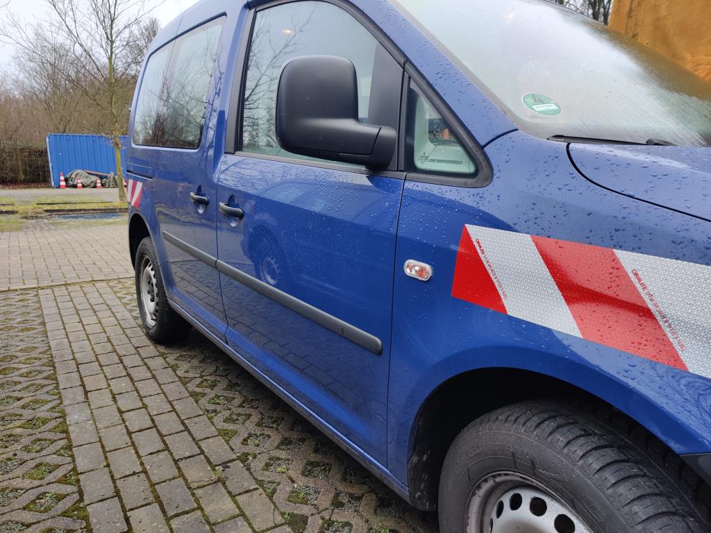 Material de laboratório em bom estado de conservação proveniente das existências públicas
-5