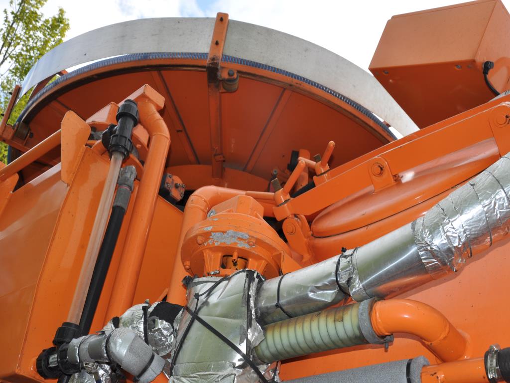 Various municipal vehicles, workshop vehicles and cars-20