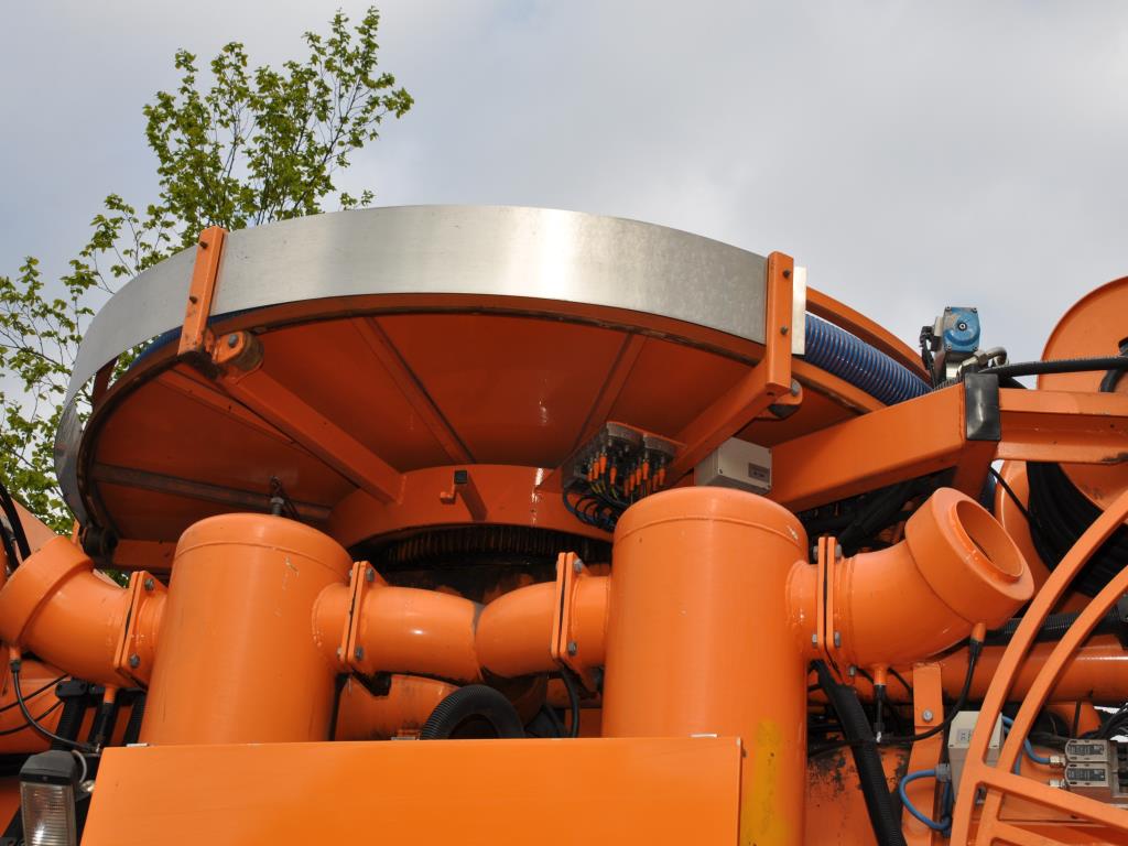 Various municipal vehicles, workshop vehicles and cars-27