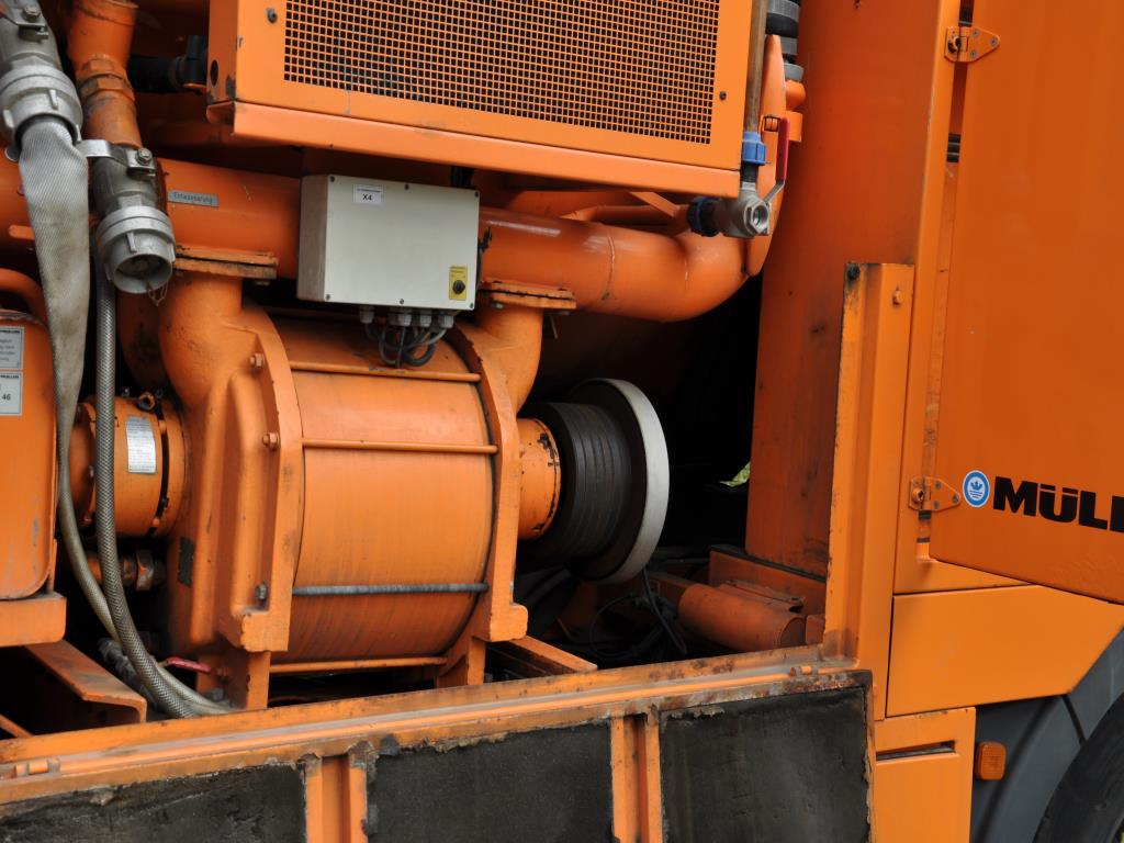 Various municipal vehicles, workshop vehicles and cars-28