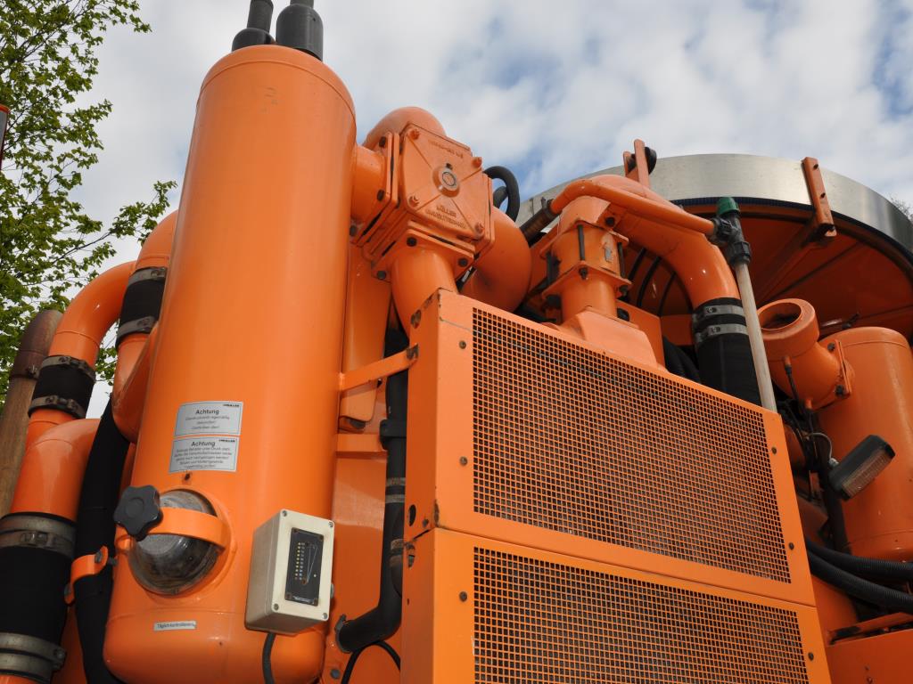 Various municipal vehicles, workshop vehicles and cars-30