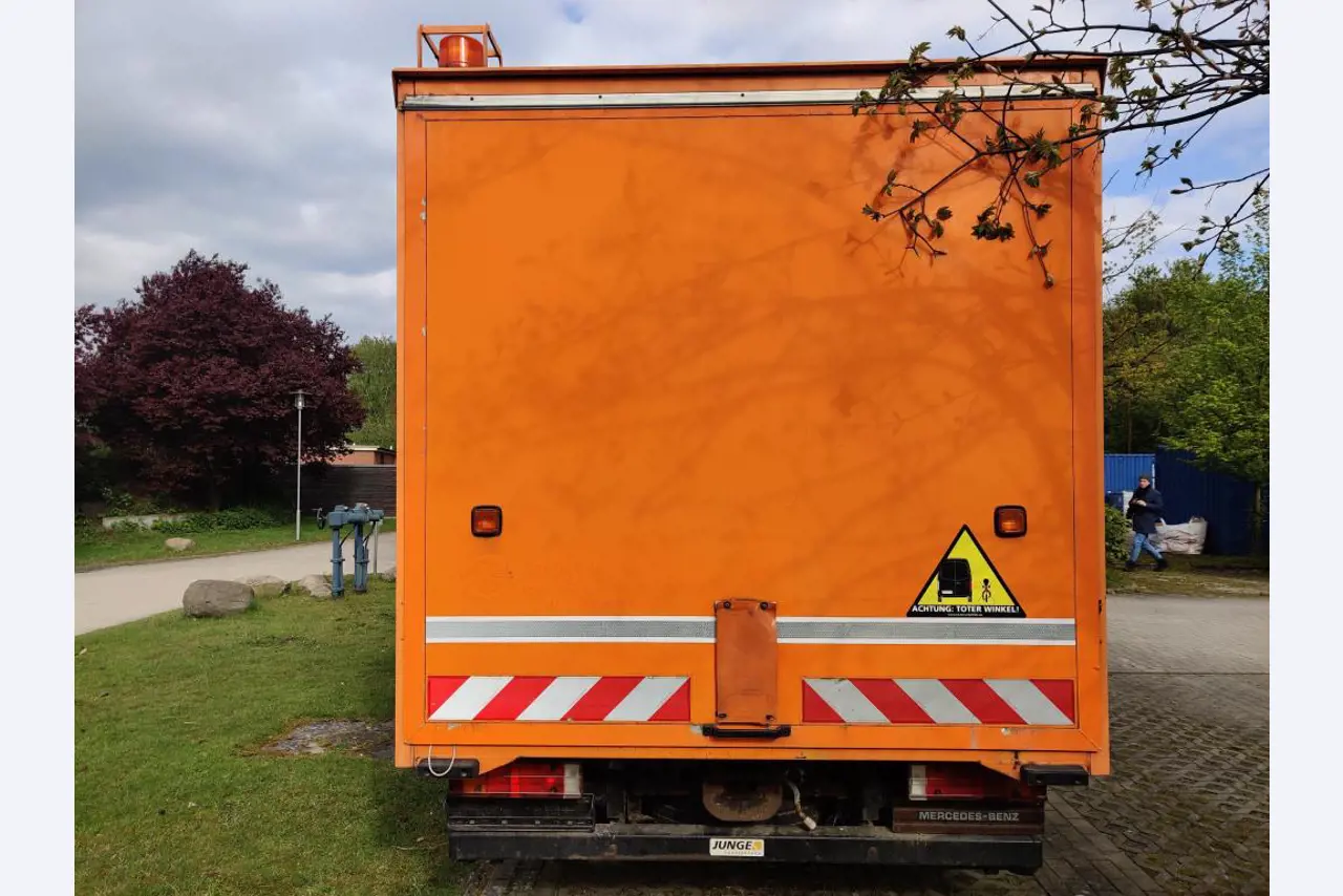 Div. Kommunalfahrzeuge, Werkstattfahrzeuge und PKW-8