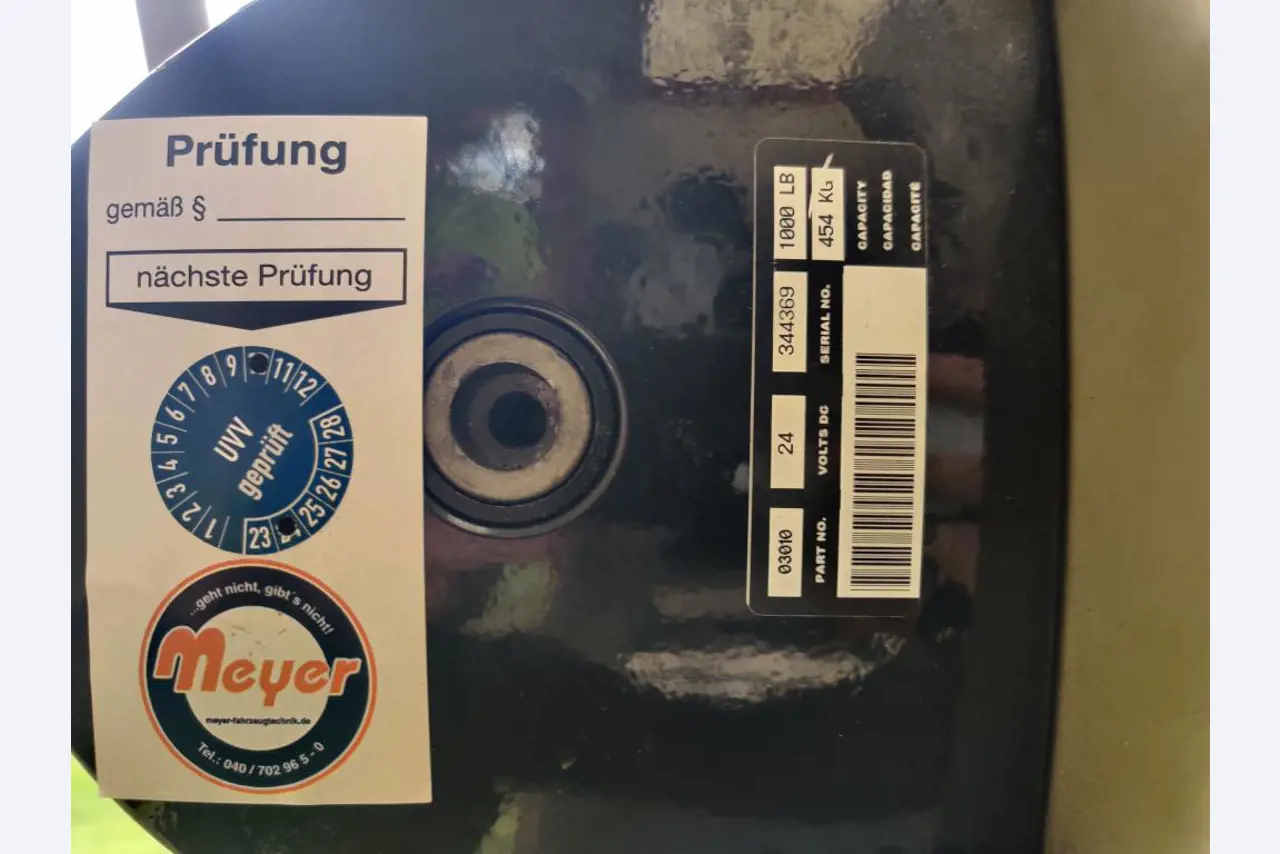 Div. Kommunalfahrzeuge, Werkstattfahrzeuge und PKW-21