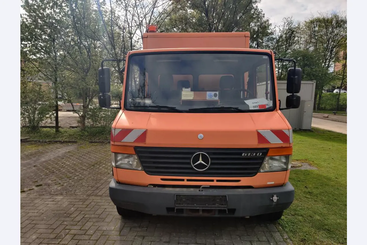 Div. Kommunalfahrzeuge, Werkstattfahrzeuge und PKW-2