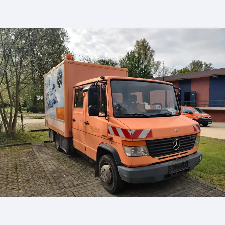 Div. Kommunalfahrzeuge, Werkstattfahrzeuge und PKW-3