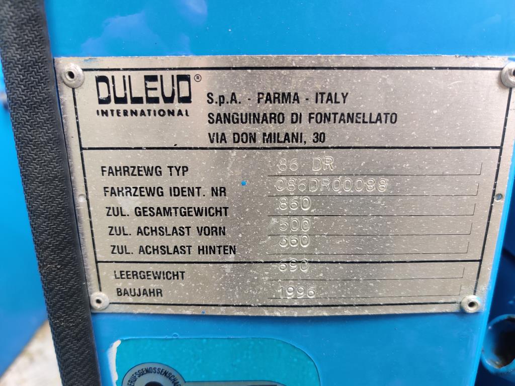 Diversos veículos municipais, veículos-oficina e automóveis-19