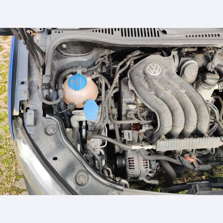 Divers véhicules communaux, véhicules d'atelier et voitures particulières-18