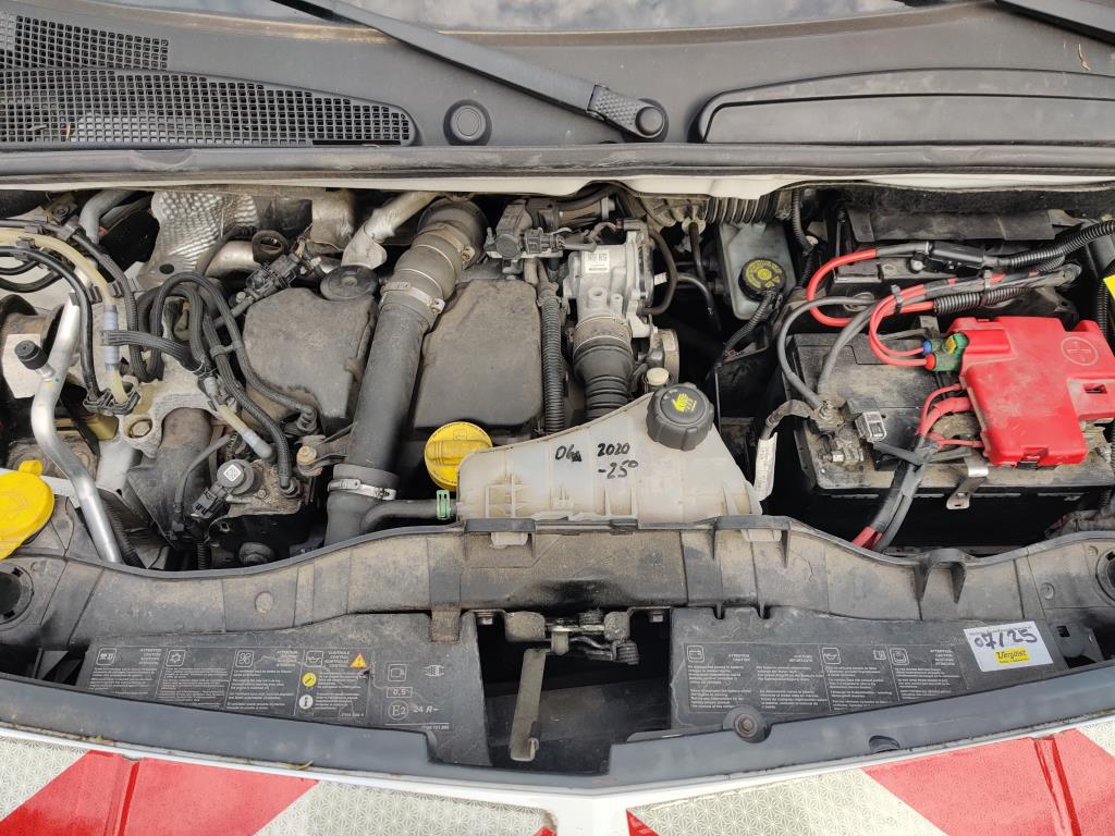 Diversos veículos municipais, veículos-oficina e automóveis-16