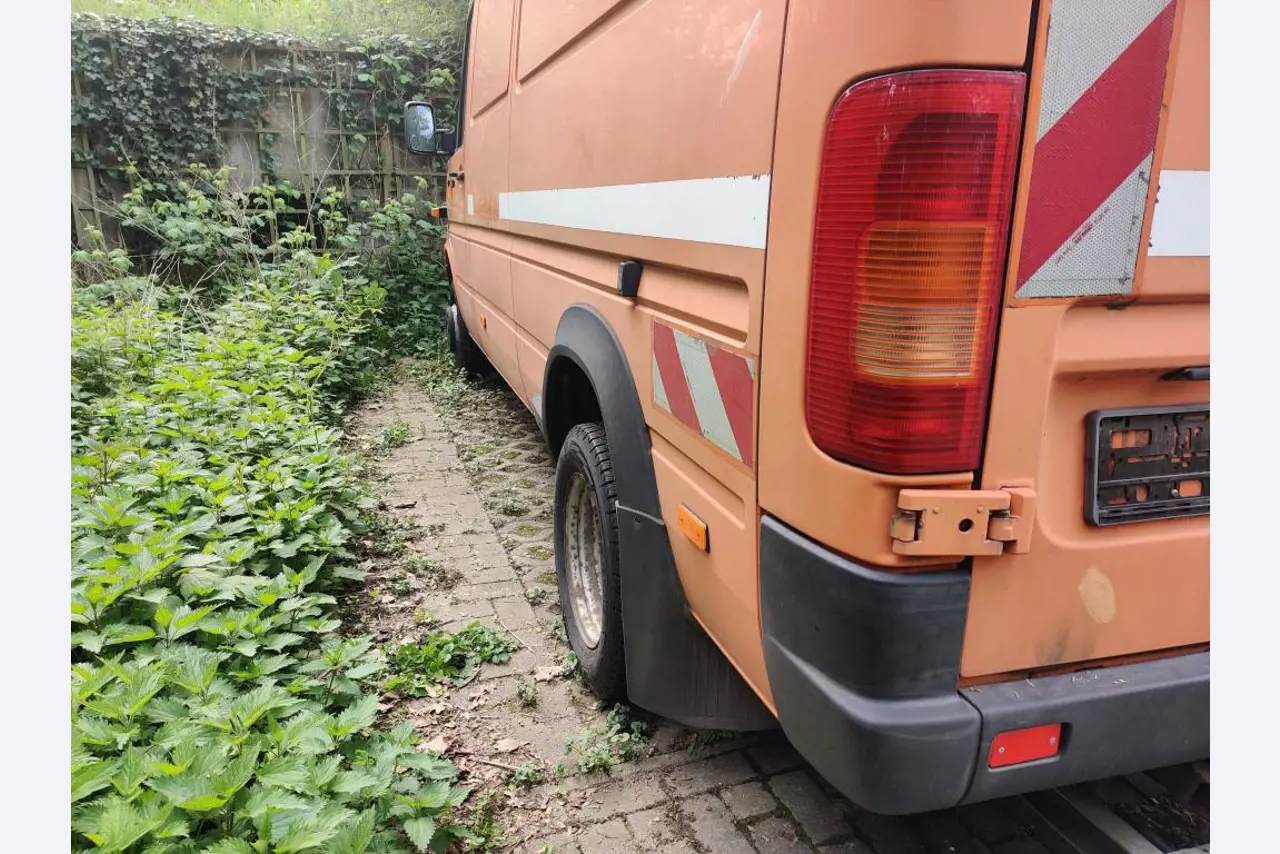 2 no longer used suction and flushing vehicles-9