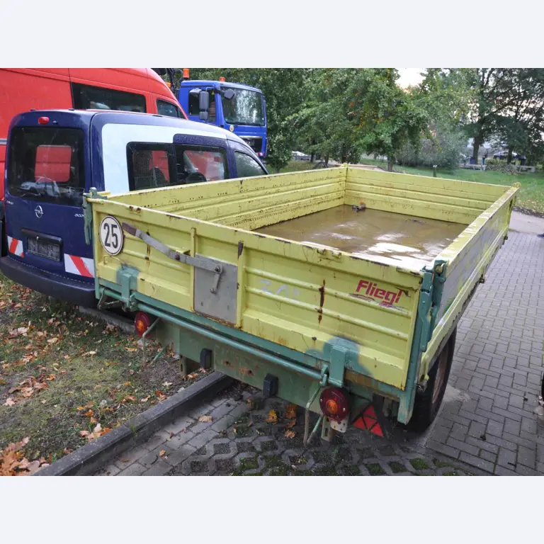2 no longer used suction and flushing vehicles-7