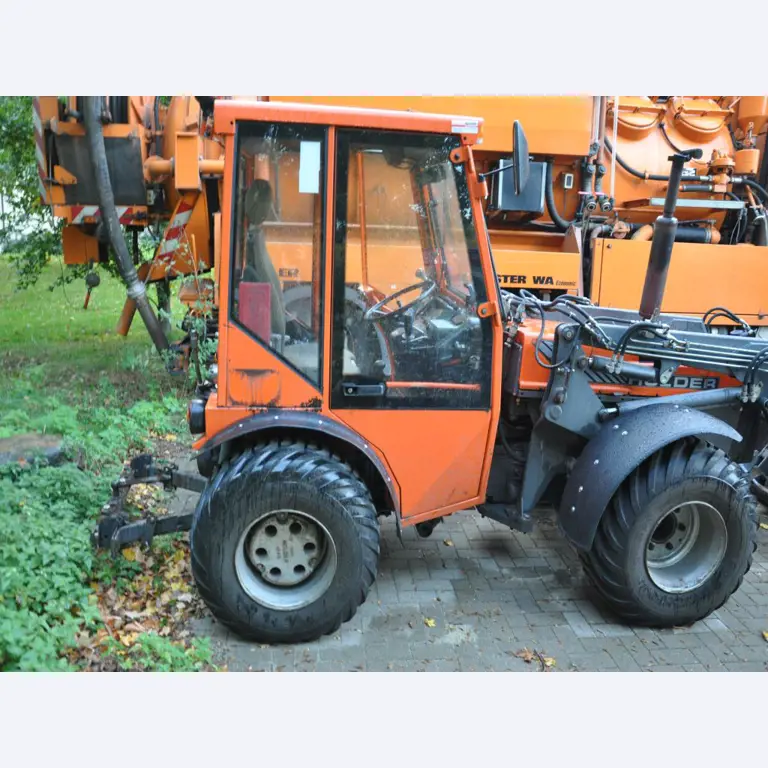 2 no longer used suction and flushing vehicles-16