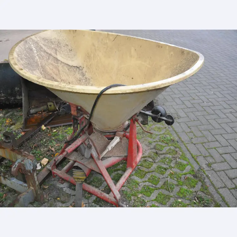 2 no longer used suction and flushing vehicles-27