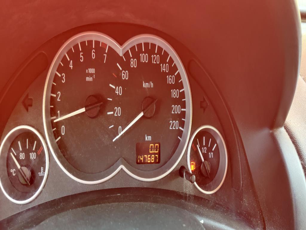 Hochwertiges Laborequipment der städtischen Wasserversorgung-11