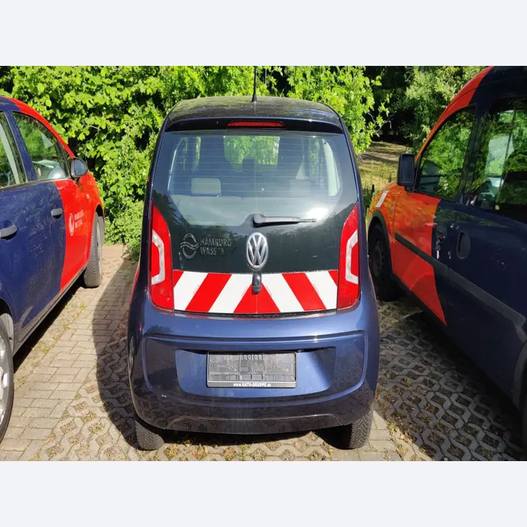 2 no longer used suction and flushing vehicles-12