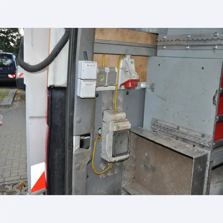 2 no longer used suction and flushing vehicles-25