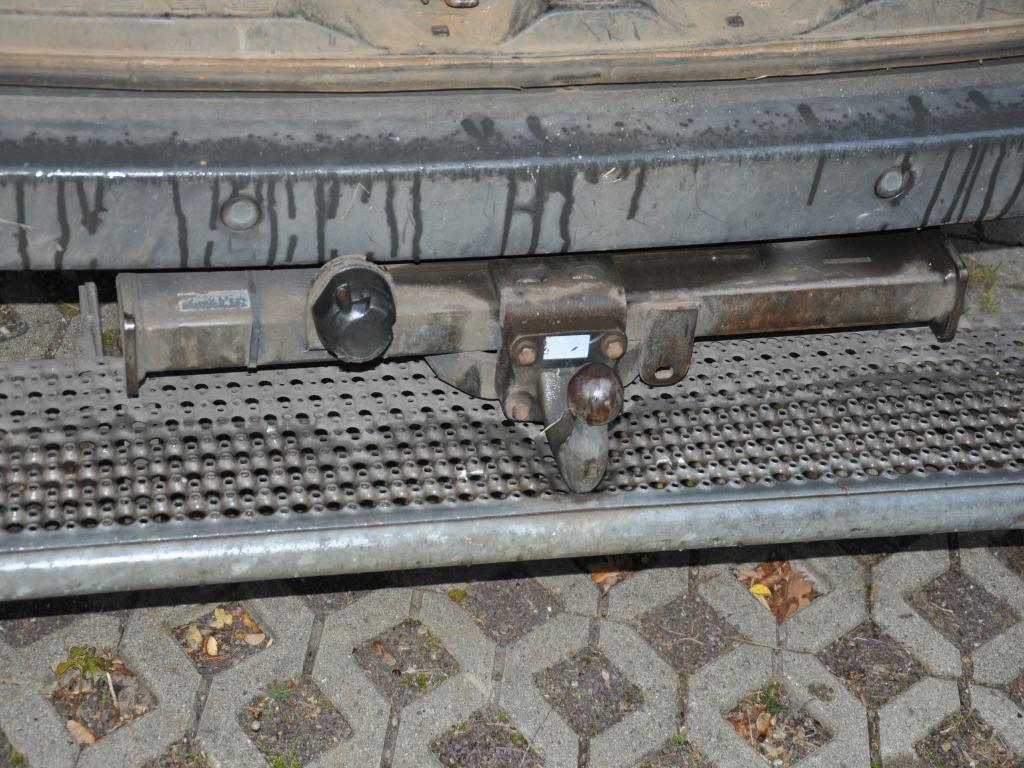 well-mainted vehicle/equipment-27