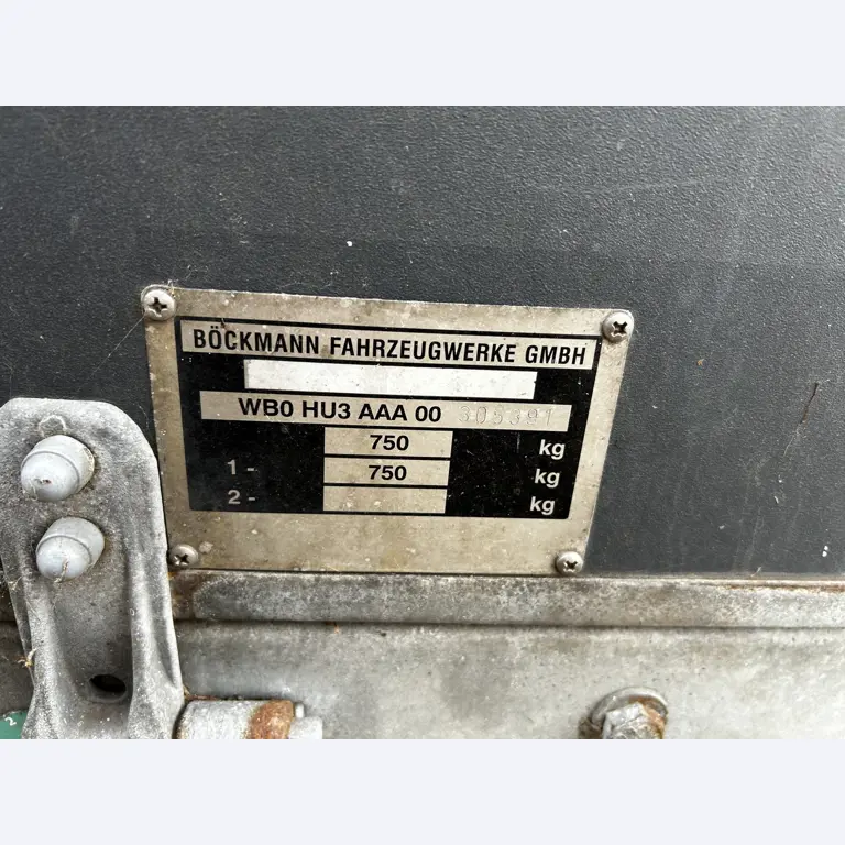 Diversos veículos municipais, veículos-oficina e automóveis-16