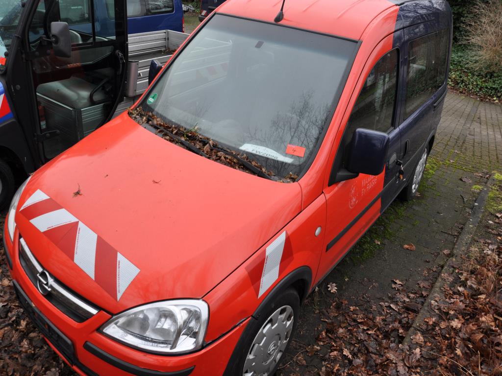 dobro vzdrževana vozila občinskih, komunalnih in drugih javnih organov-2