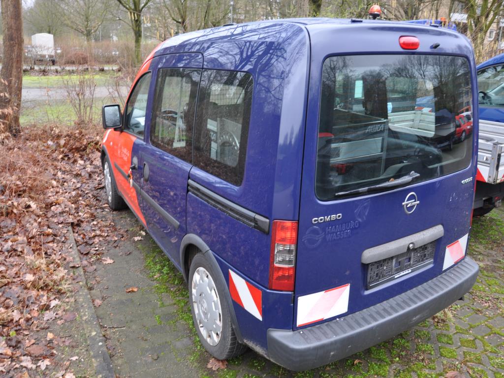 dobro vzdrževana vozila občinskih, komunalnih in drugih javnih organov-7