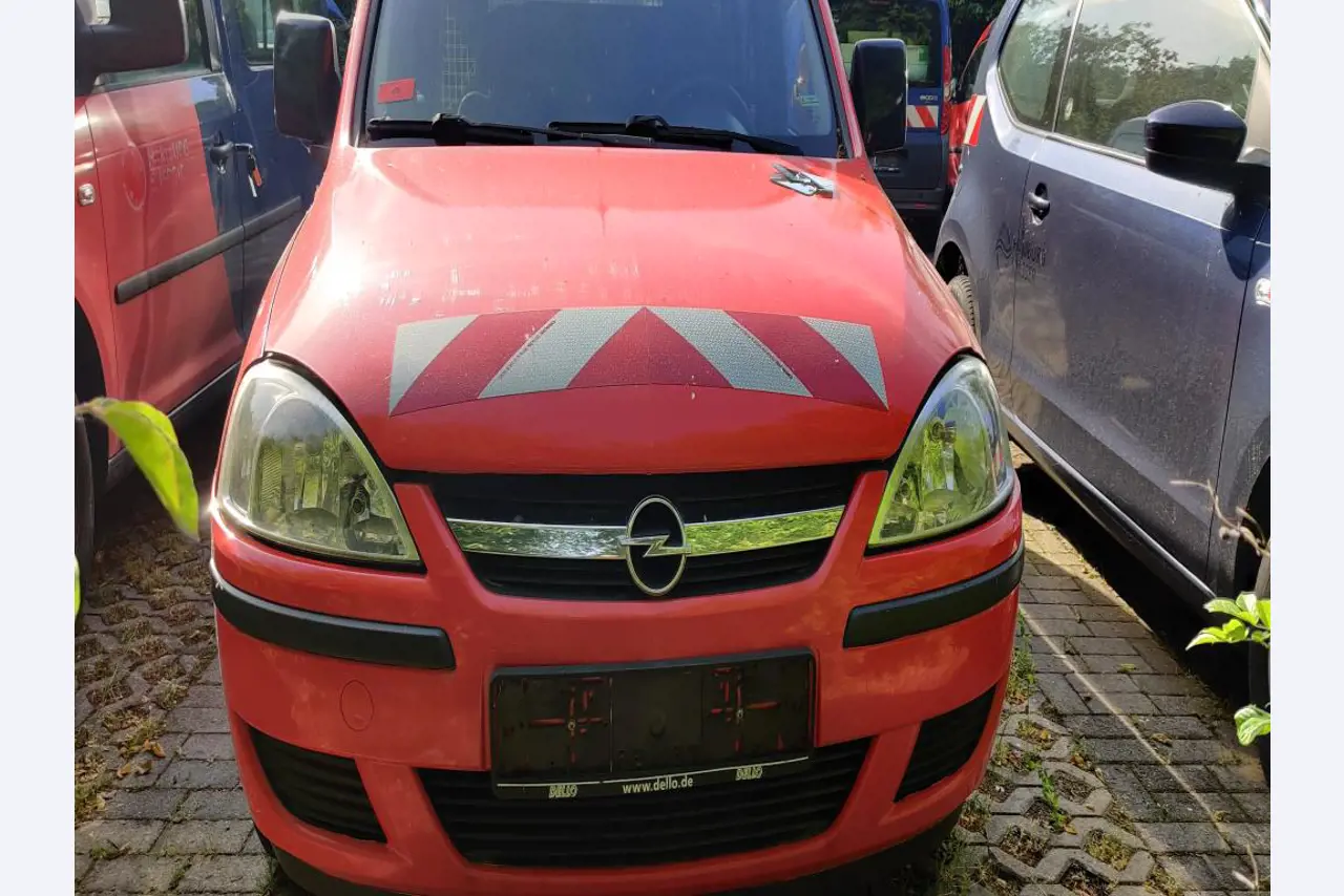 dobro vzdrževane naprave/vozila.-11