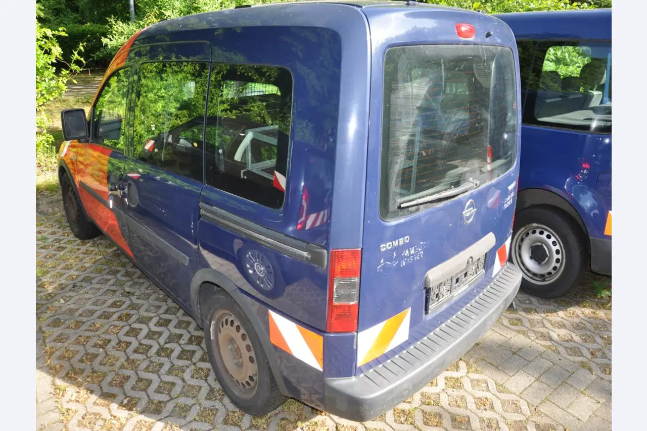 dobro vzdrževane naprave/vozila.-4