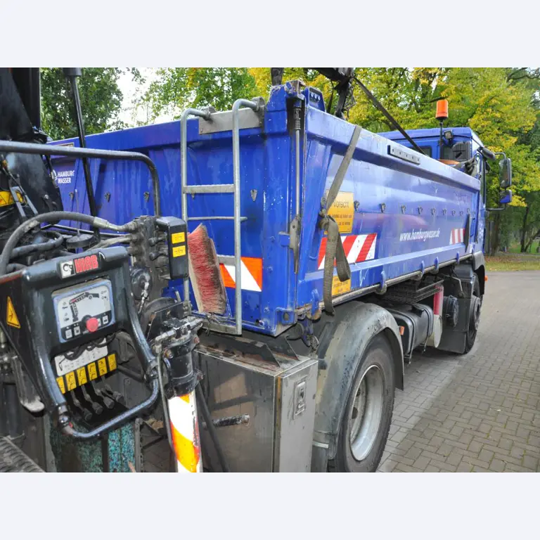 2 no longer used suction and flushing vehicles-14