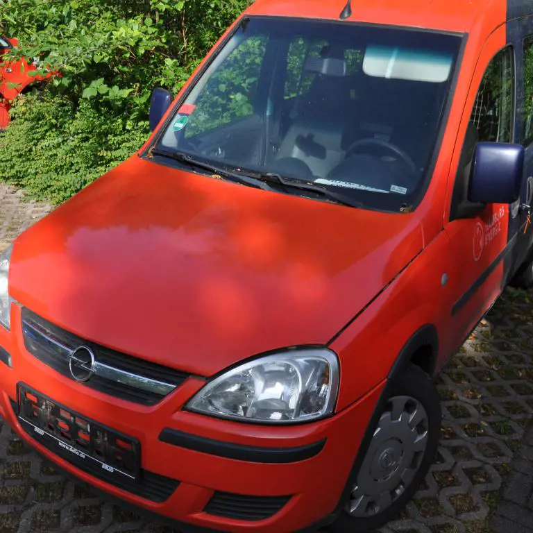 Passenger car (ex HH-W 1335 - FW2058) Opel Combo-C-CNG