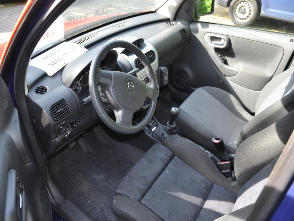 Hochwertiges Laborequipment der städtischen Wasserversorgung-5