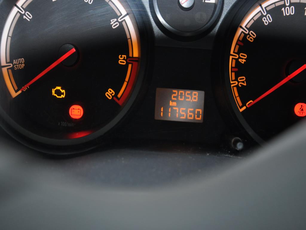 well-mainted vehicle/equipment-8