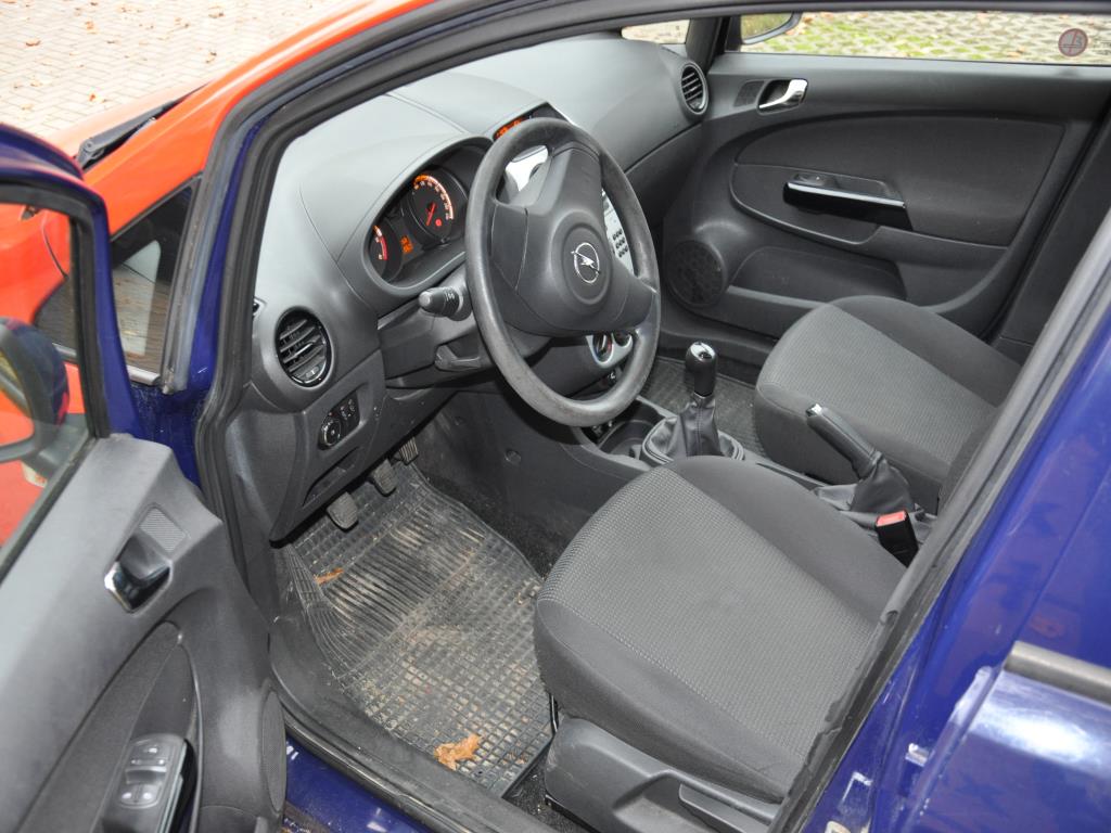 well-mainted vehicle/equipment-9