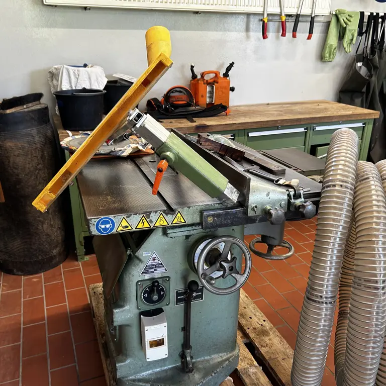 Table Saw  Frommia  631