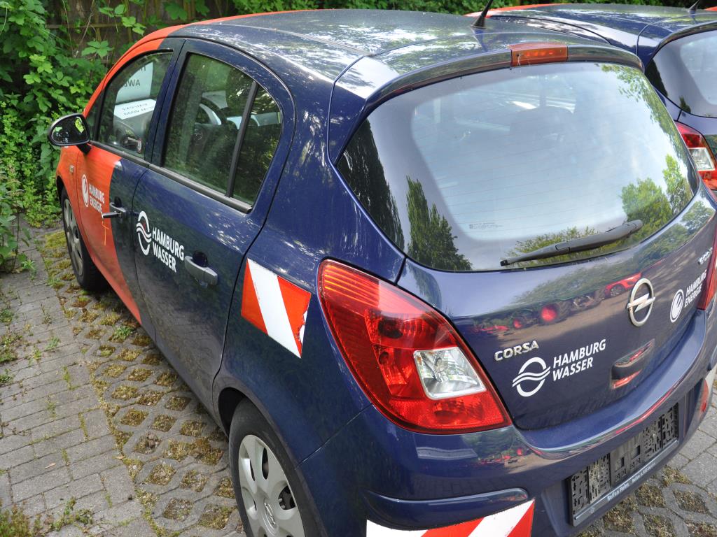 Hochwertiges Laborequipment der städtischen Wasserversorgung-5