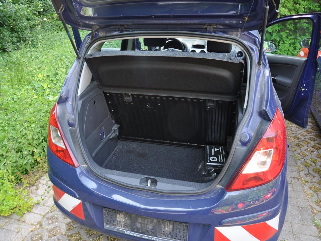 Hochwertiges Laborequipment der städtischen Wasserversorgung-8