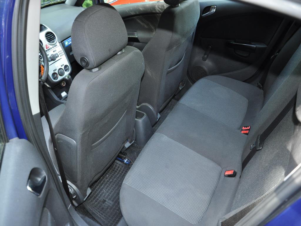 Hochwertiges Laborequipment der städtischen Wasserversorgung-9