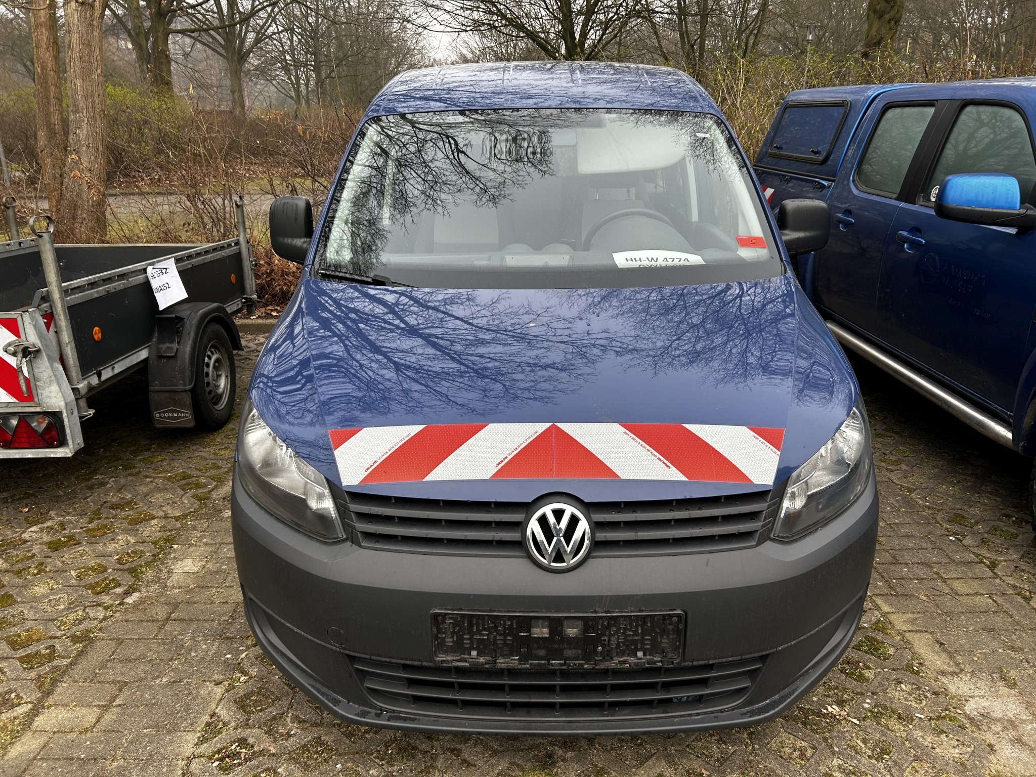 Gepflegte Kommunal-, Nutz- und weitere Behördenfahrzeuge-3