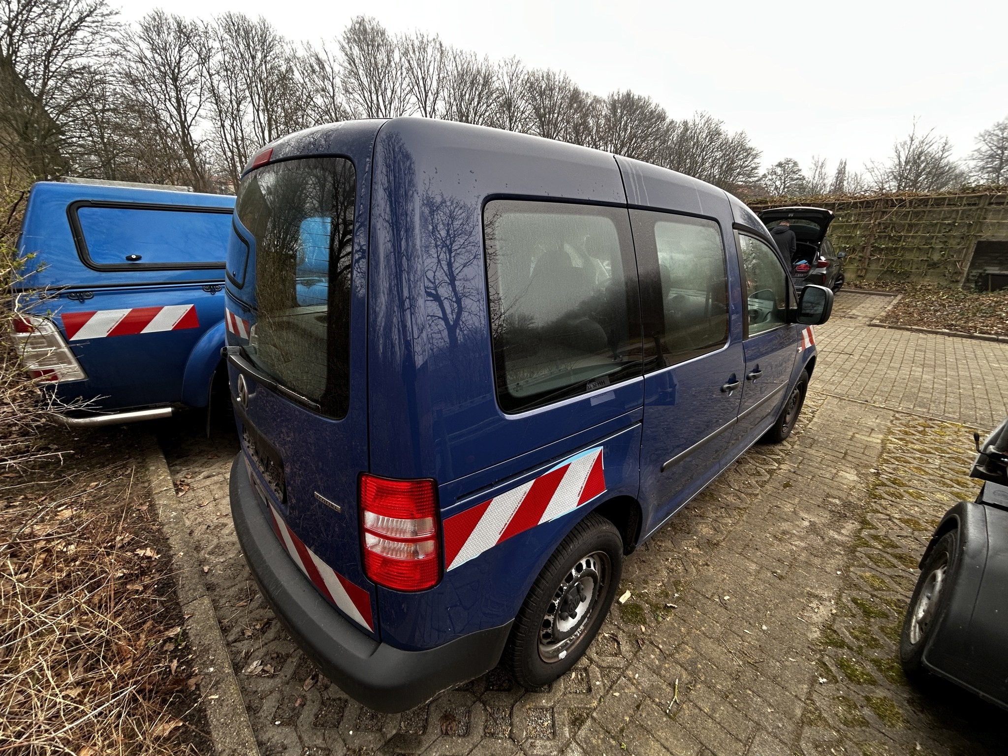 Gepflegte Kommunal-, Nutz- und weitere Behördenfahrzeuge-8