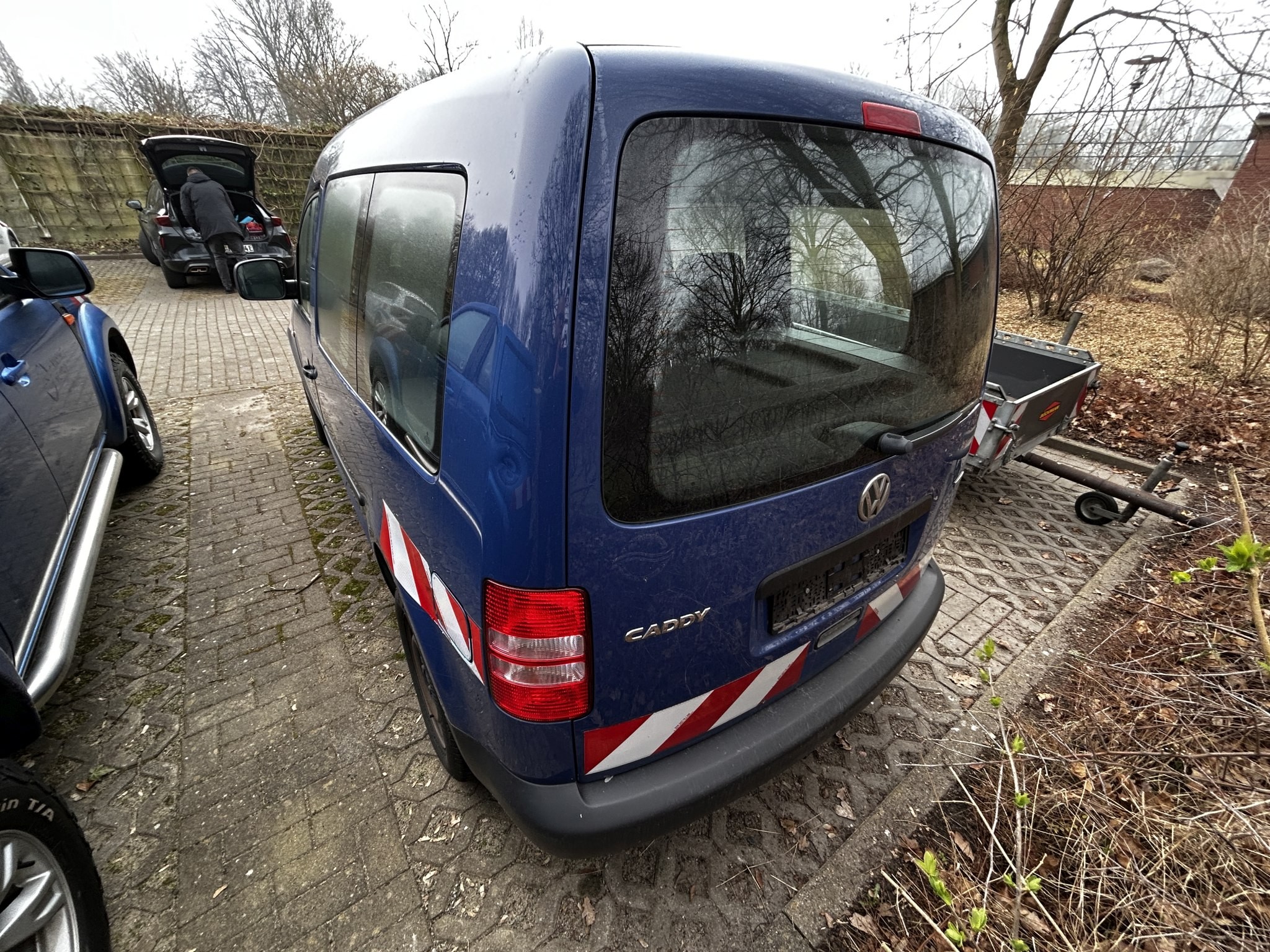 Gepflegte Kommunal-, Nutz- und weitere Behördenfahrzeuge-9