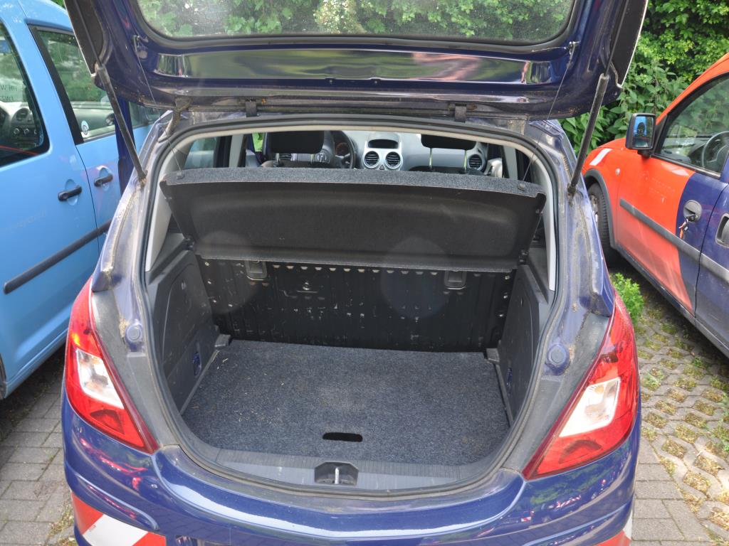 Hochwertiges Laborequipment der städtischen Wasserversorgung-10