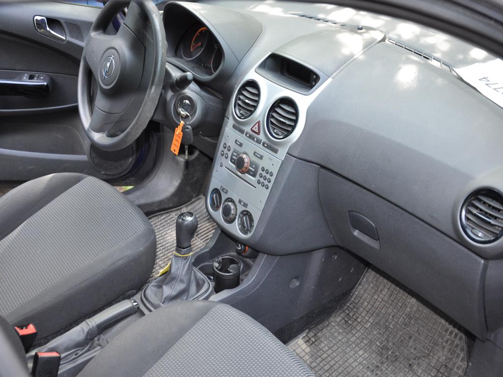 Hochwertiges Laborequipment der städtischen Wasserversorgung-8