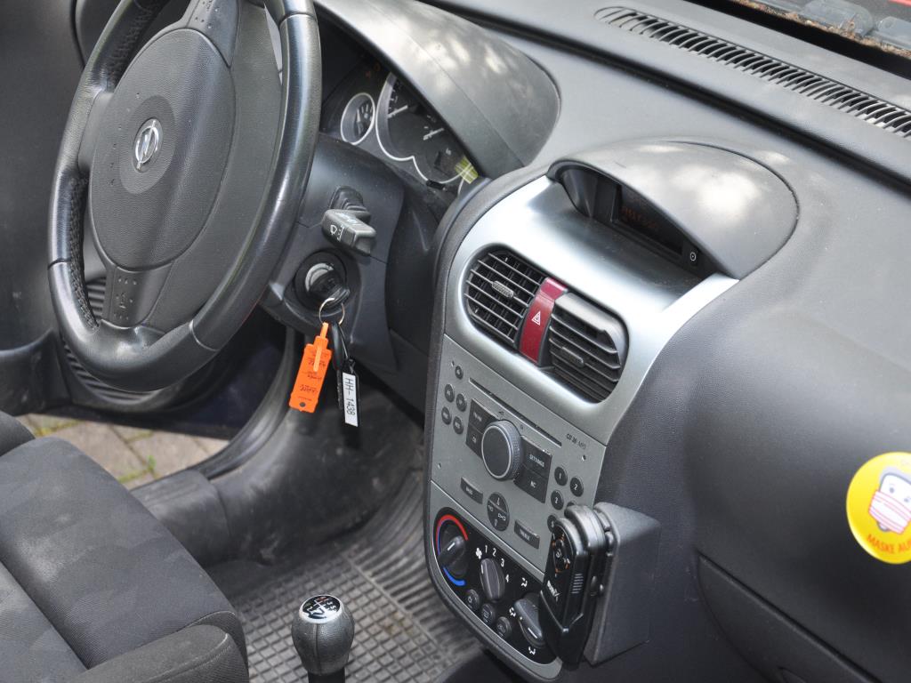 Hochwertiges Laborequipment der städtischen Wasserversorgung-10