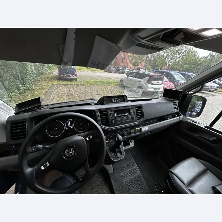 Well-maintained vehicles from governmental fleets-14
