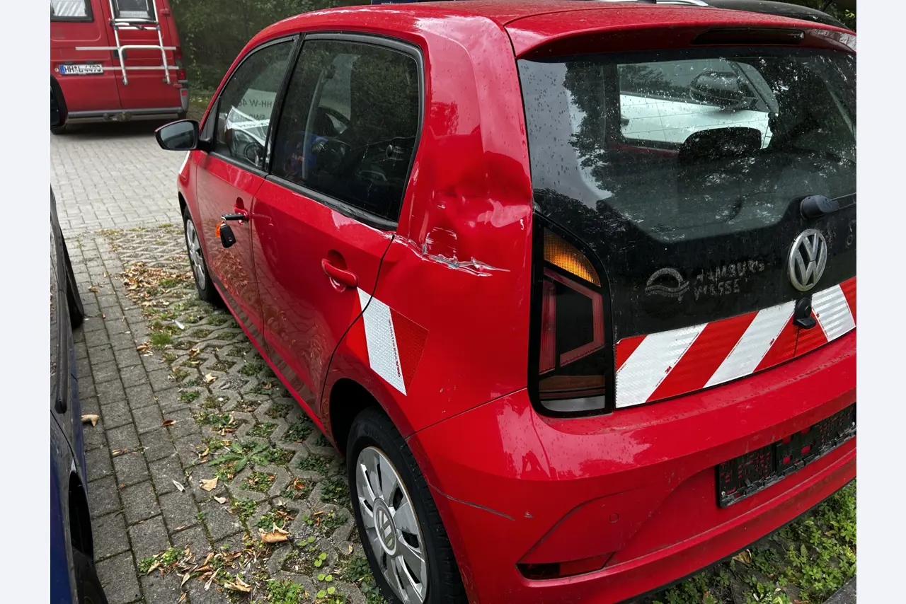 gepflegte Fahrzeuge aus Behördenbestand-6