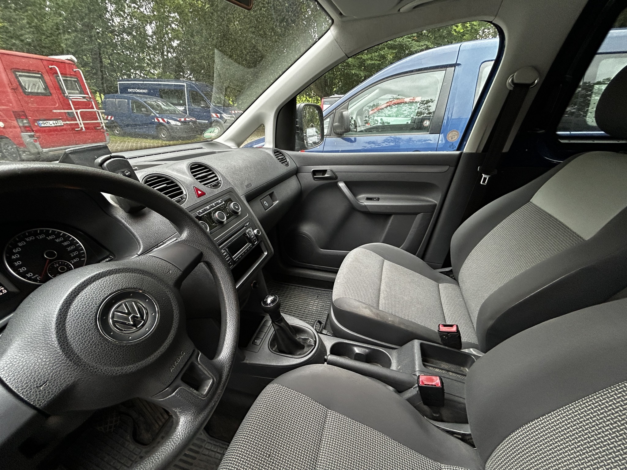 Well-maintained vehicles from governmental fleets-9