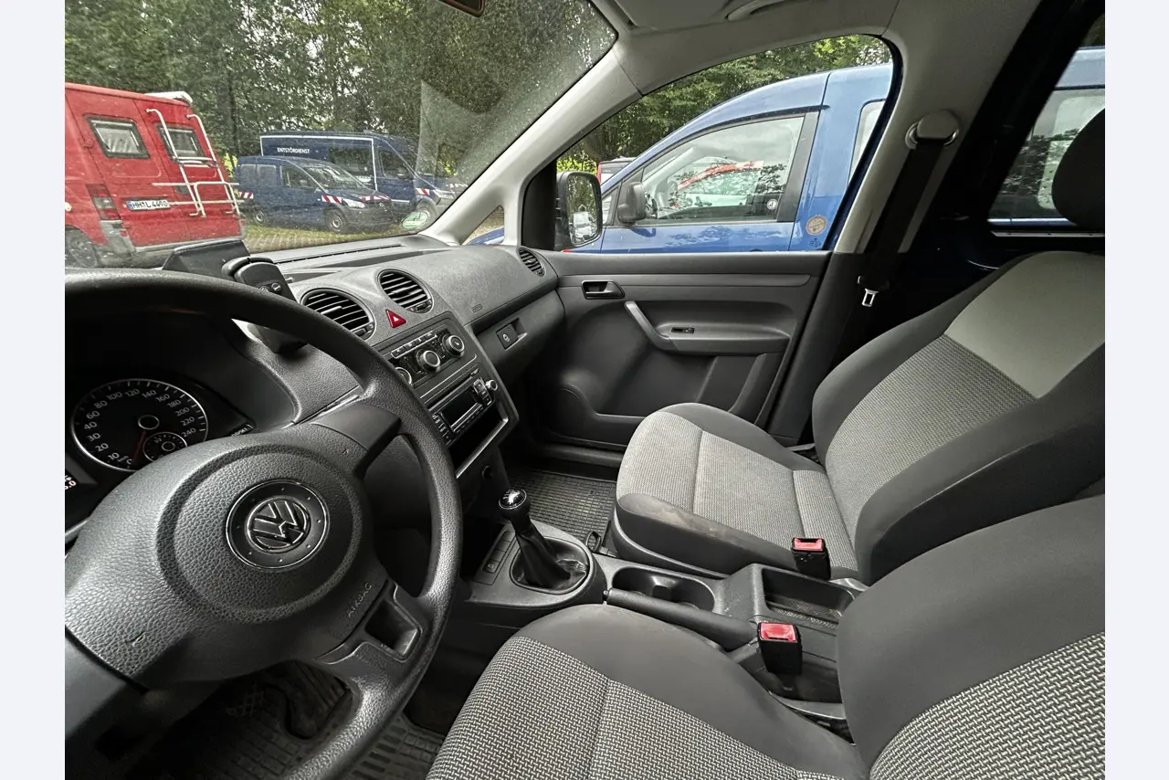 Well-maintained vehicles from governmental fleets-9