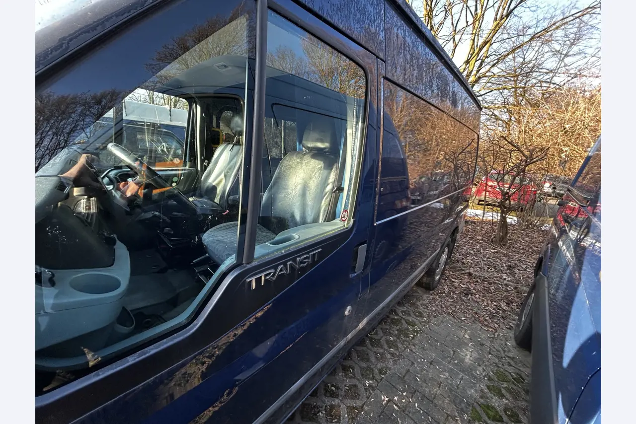 Div. Kommunalfahrzeuge, Werkstattfahrzeuge und PKW-11