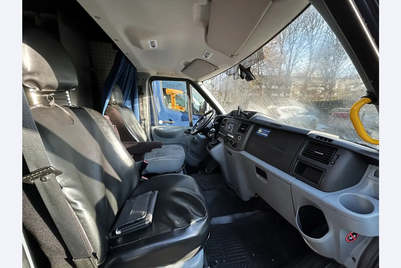 Div. Kommunalfahrzeuge, Werkstattfahrzeuge und PKW-16