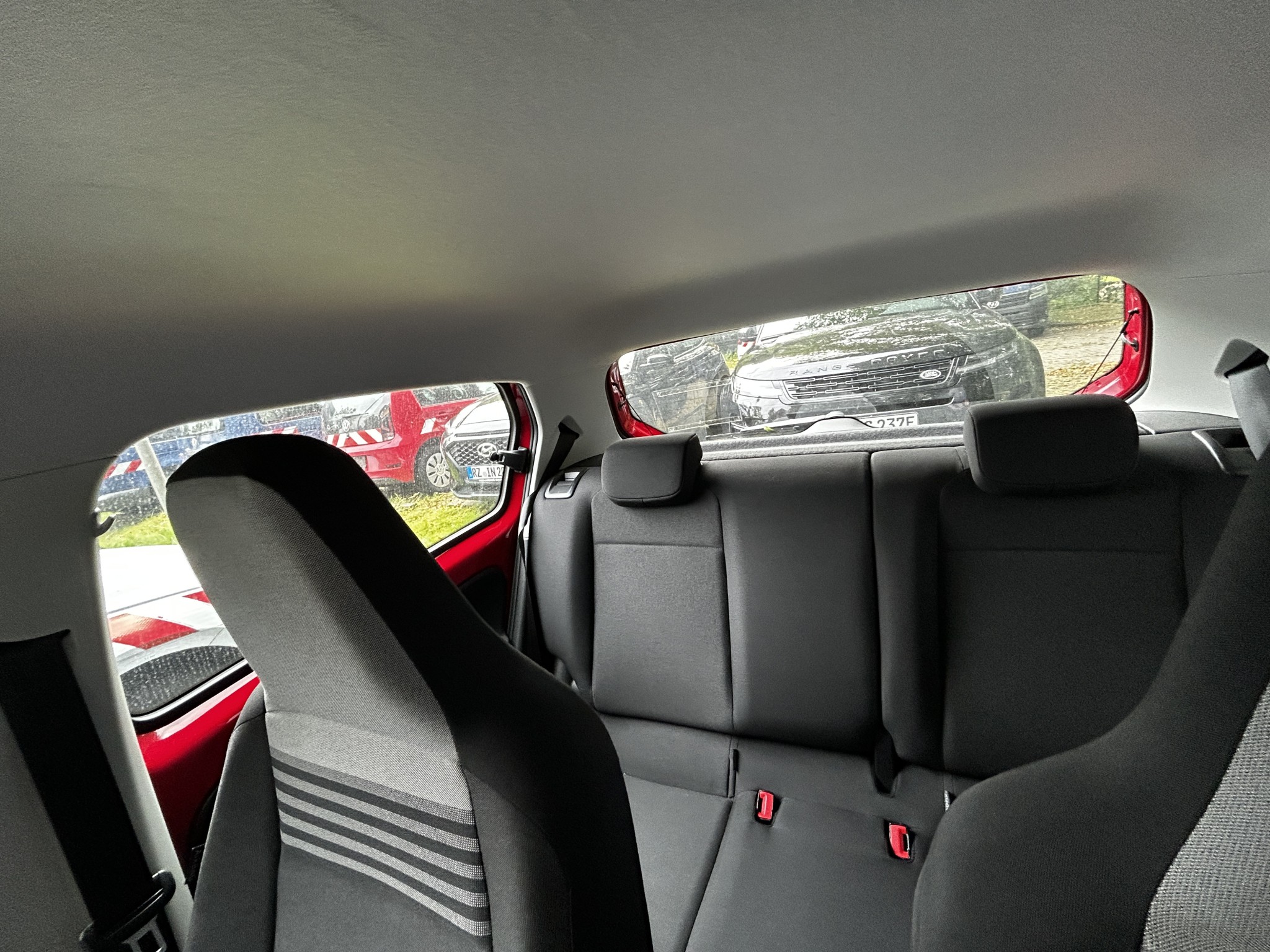 Well-maintained vehicles from government fleets-11