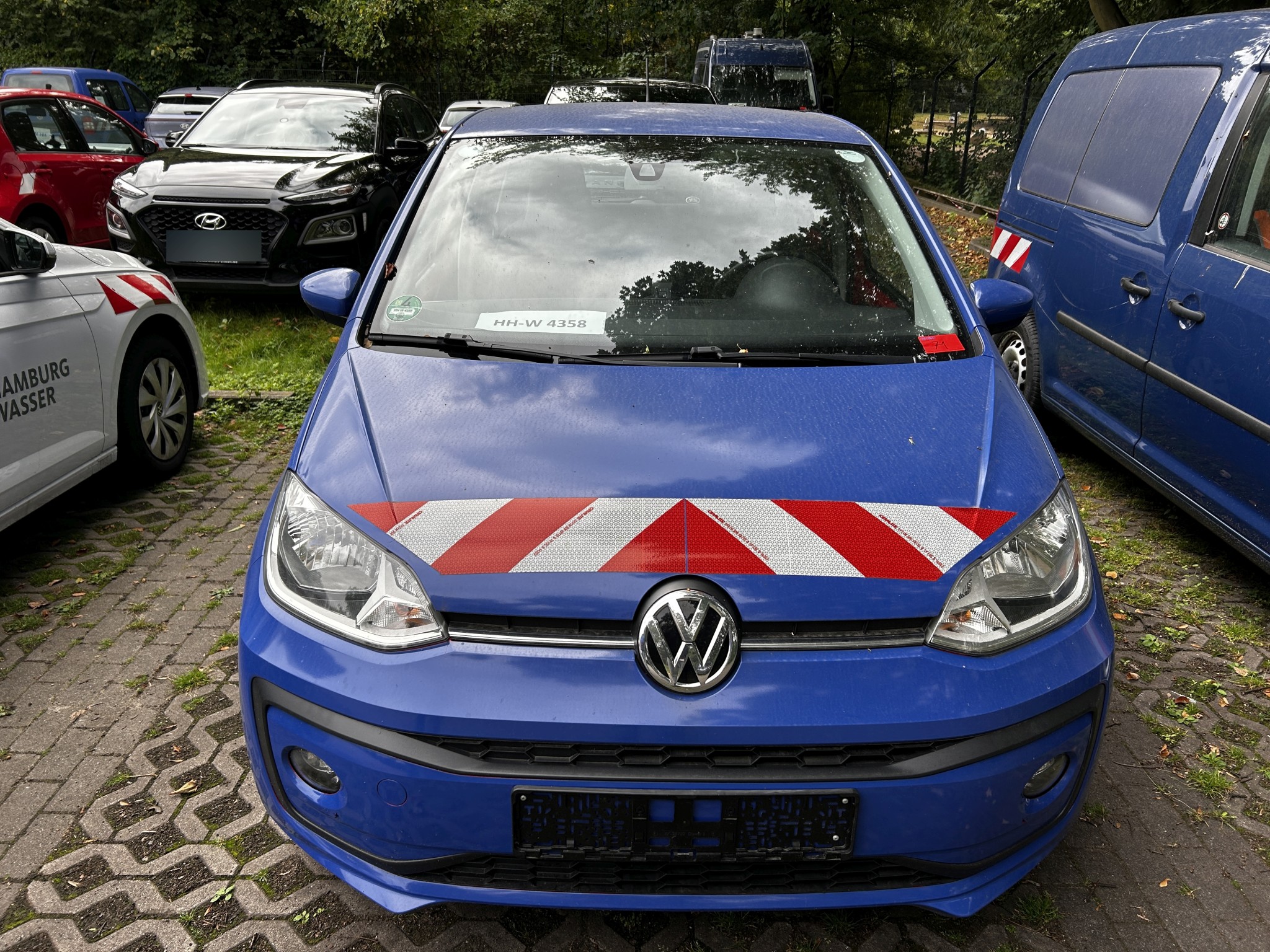 Well-maintained vehicles from government fleets-15
