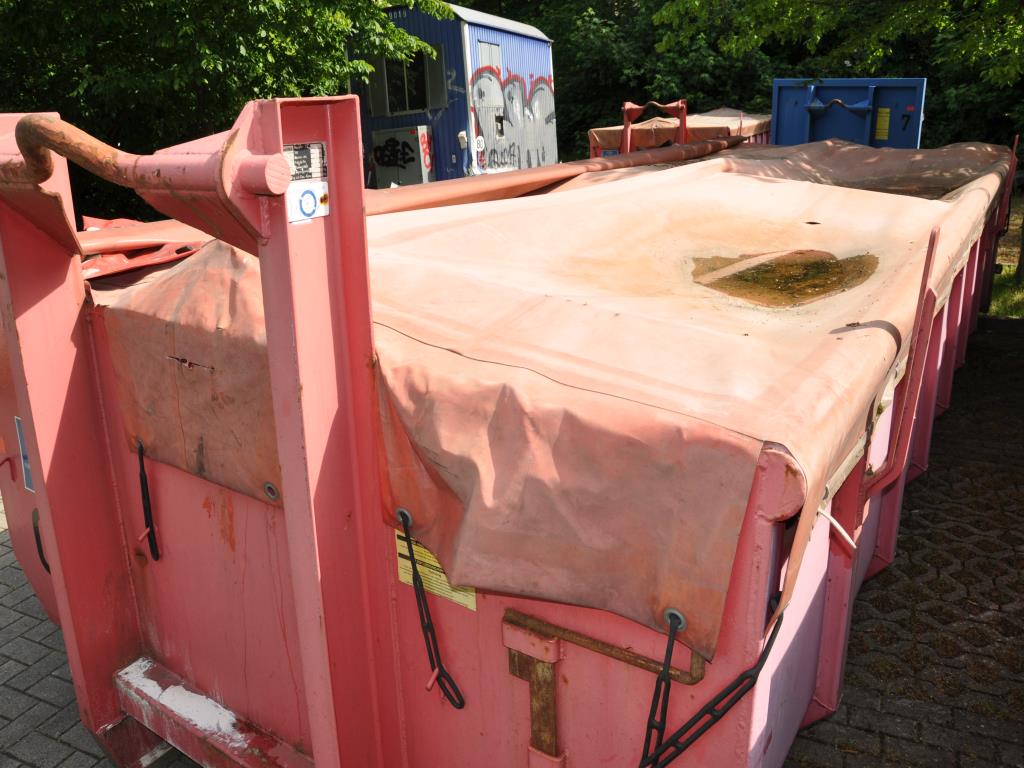 Hochwertiges Laborequipment der städtischen Wasserversorgung-5