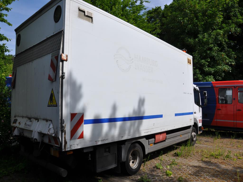 Hochwertiges Laborequipment der städtischen Wasserversorgung-3